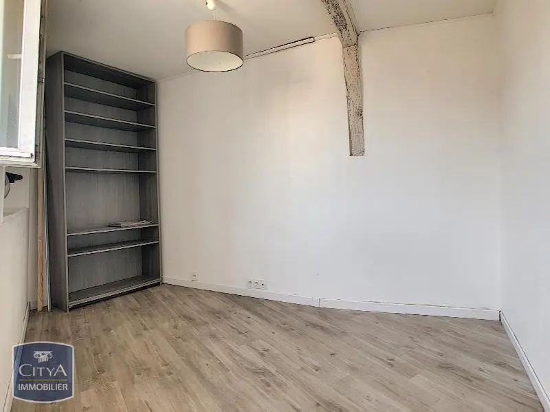 Photo 2 Appartement 1 pièce 17.52m²