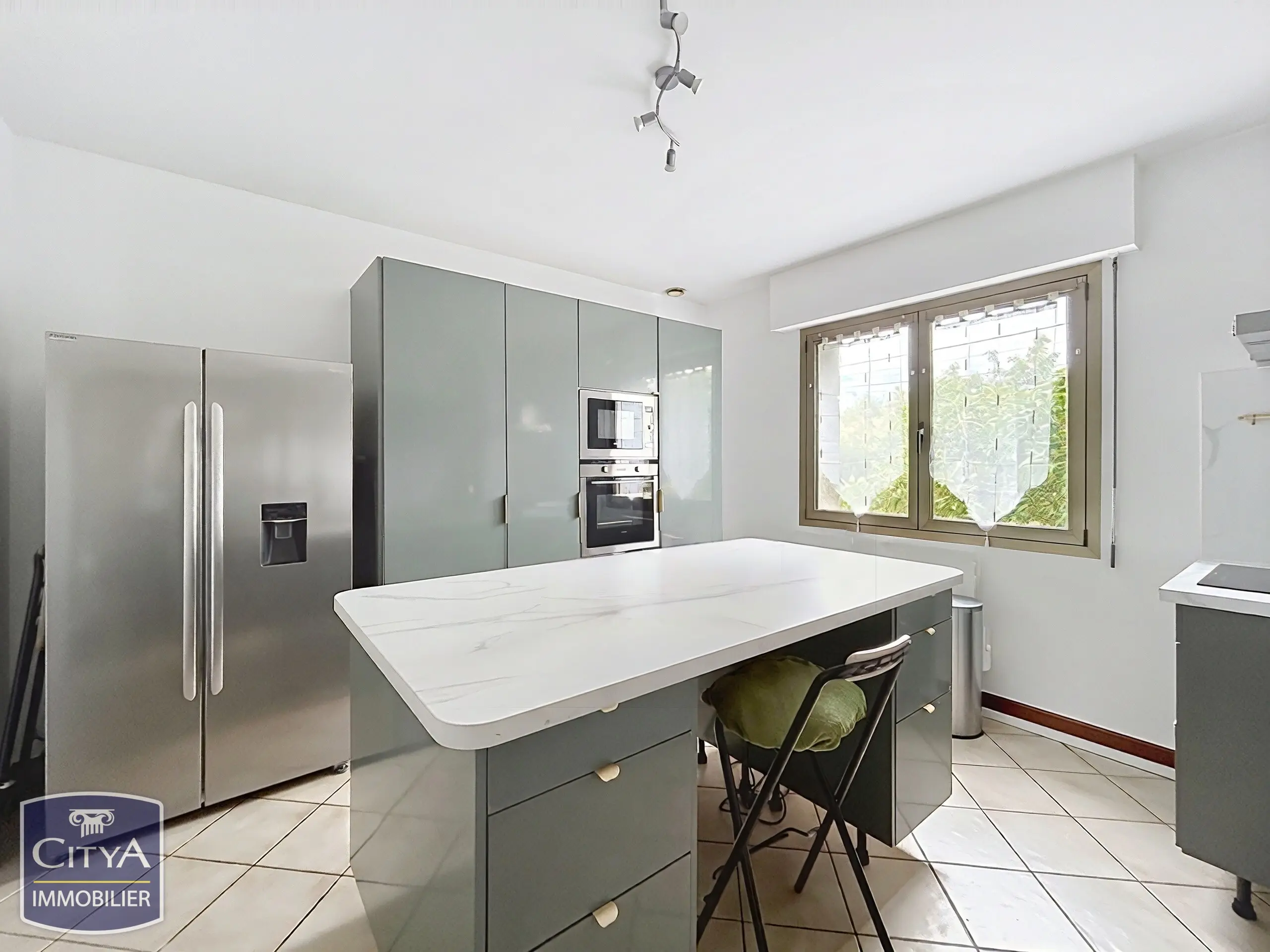 Photo 6 Maison 6 pièces 185m²