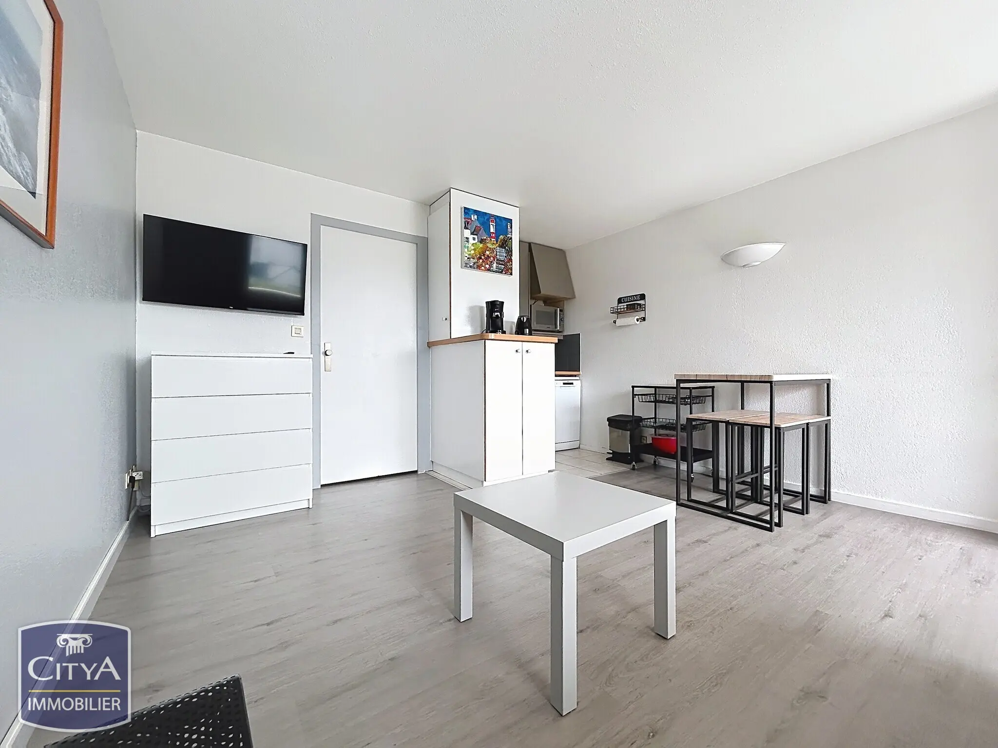 Photo 2 Appartement 1 pièce 25m²