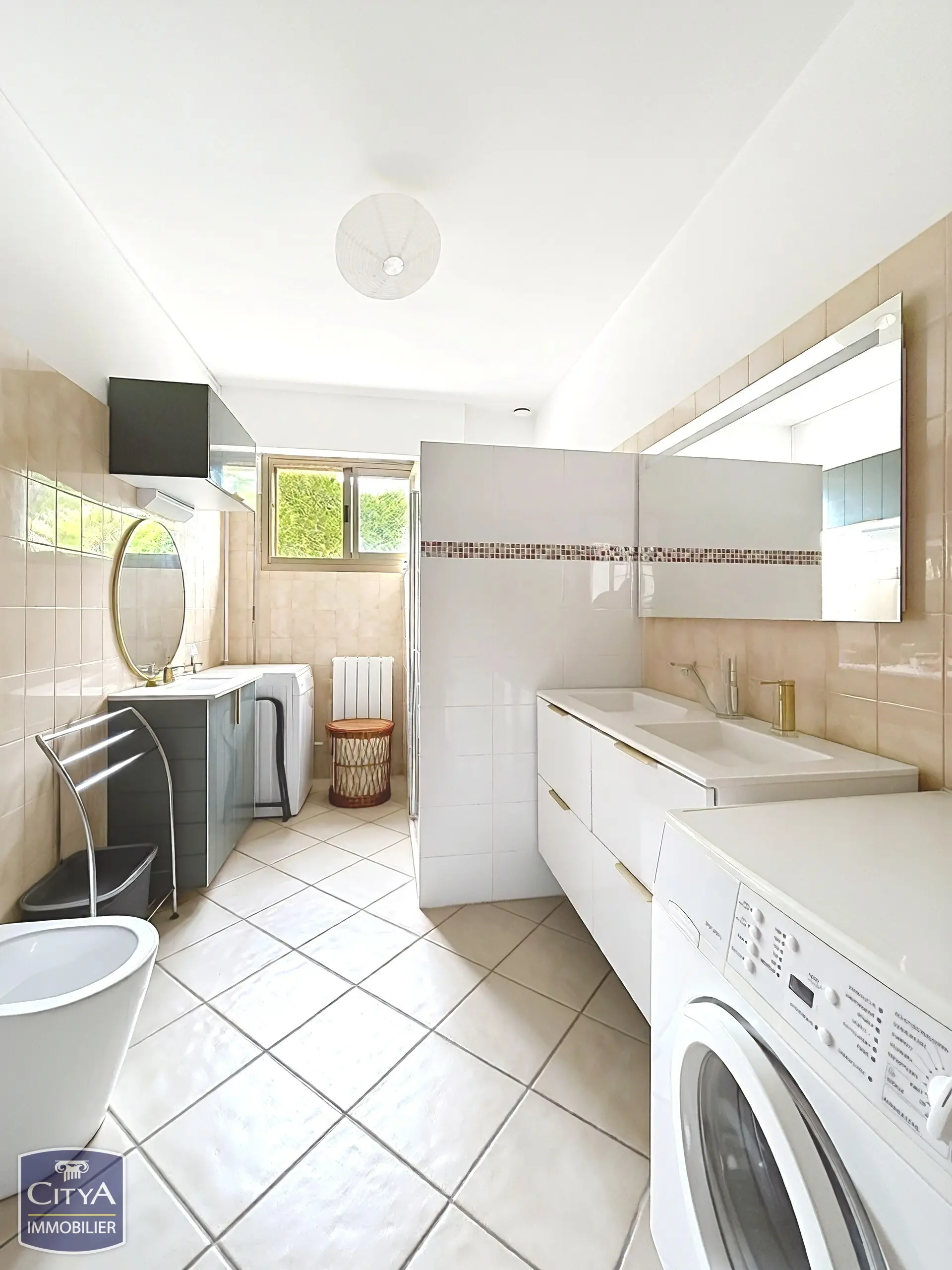 Photo 9 Maison 6 pièces 185m²