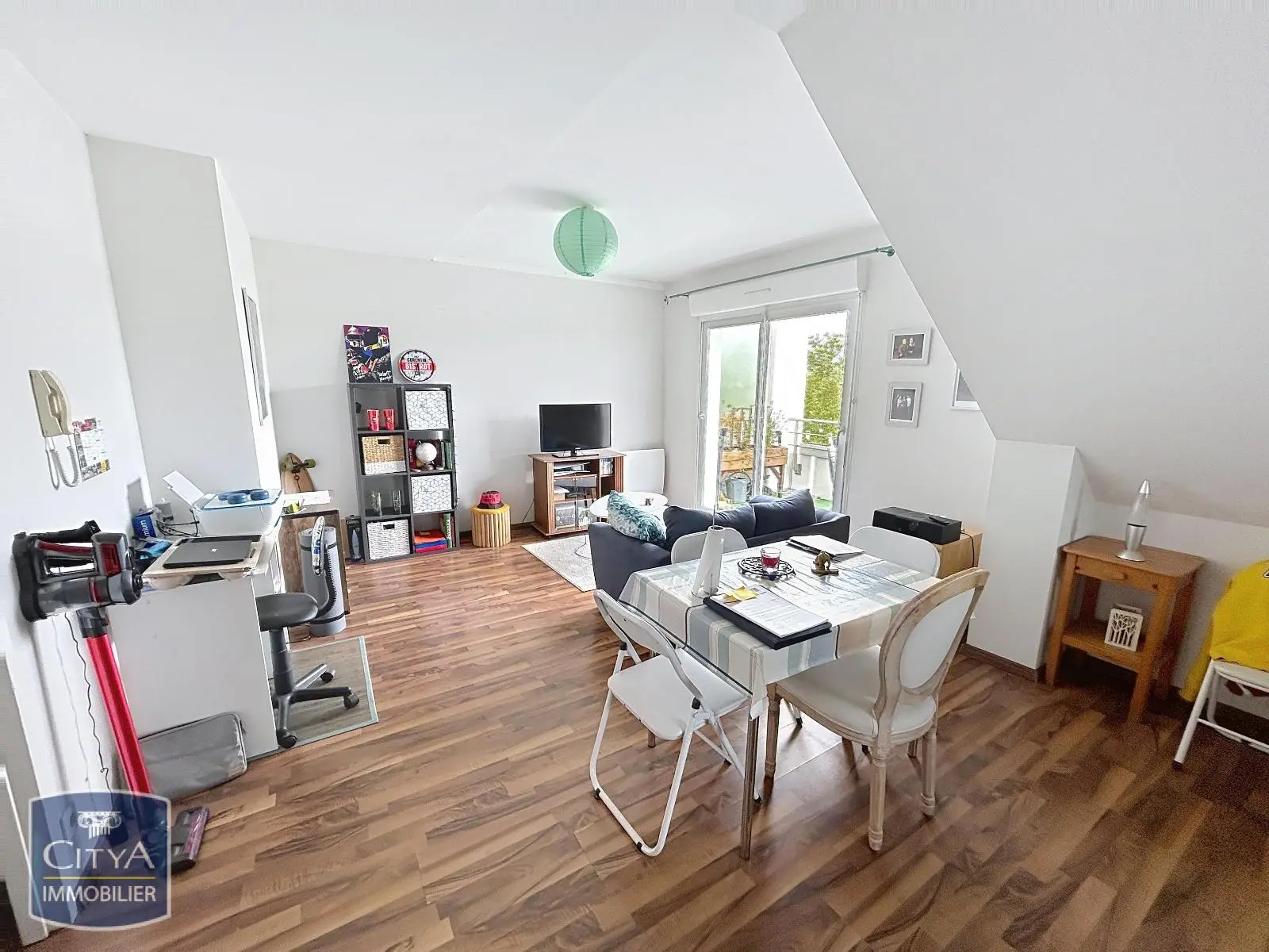 Photo 2 Appartement 1 pièce 34m²