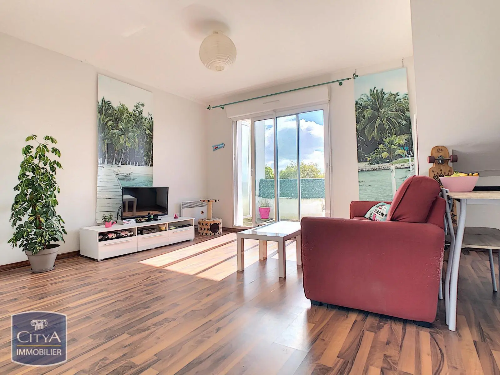 Photo 1 Appartement 1 pièce 34m²