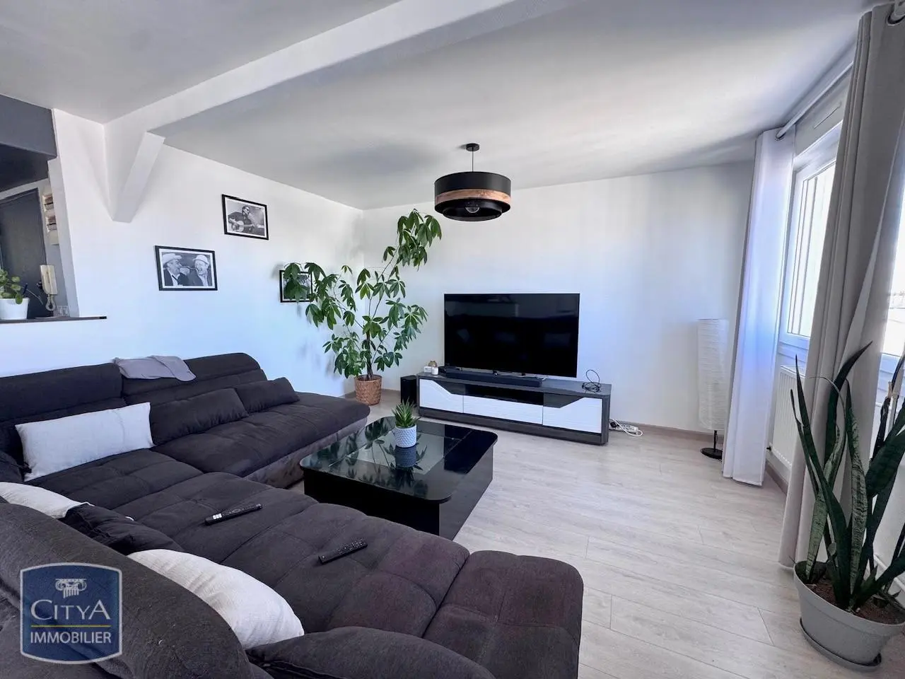 Appartement 3 pièces 75 m² · à Brest · 74,5 m² · 880 €/mois