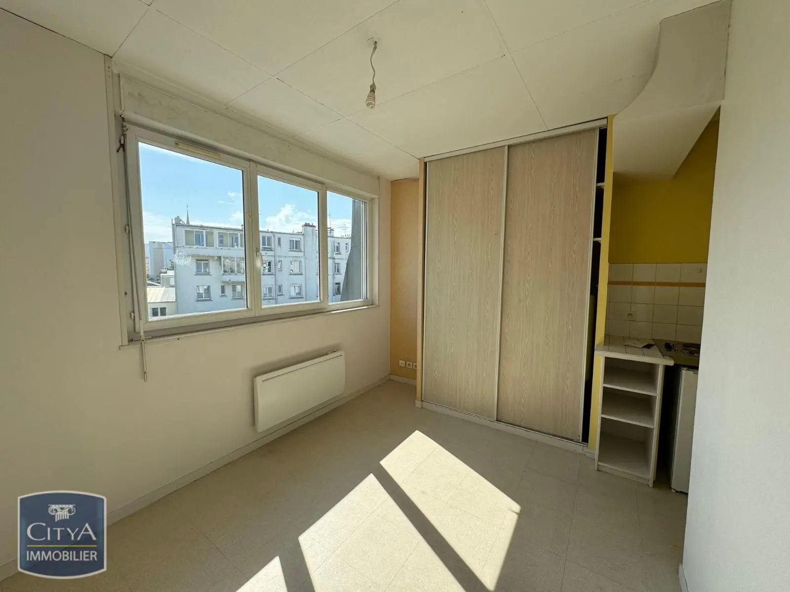 Photo 1 Appartement 1 pièce 15.71m²
