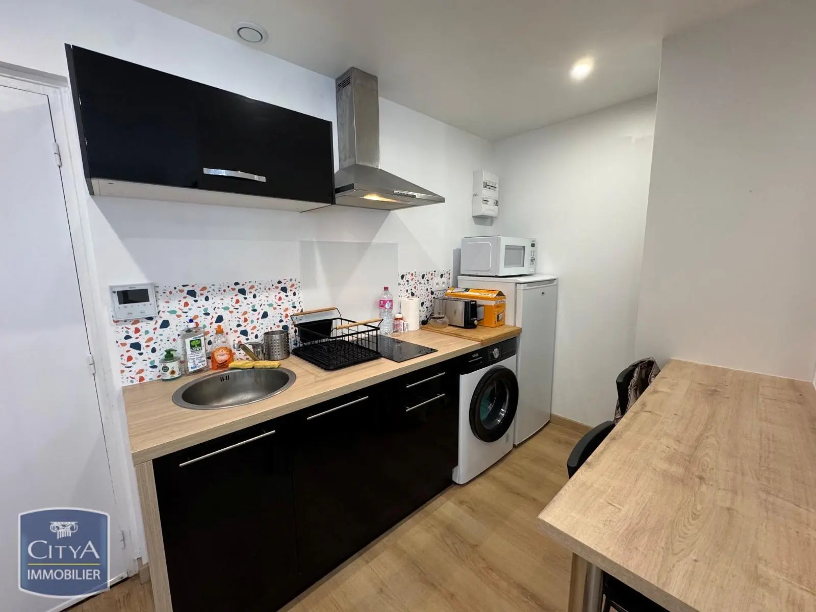 Photo 1 Appartement 1 pièce 23.21m²