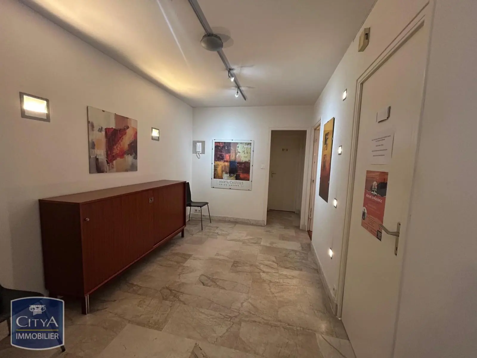 Photo 3 Local Professionnel 4 pièces