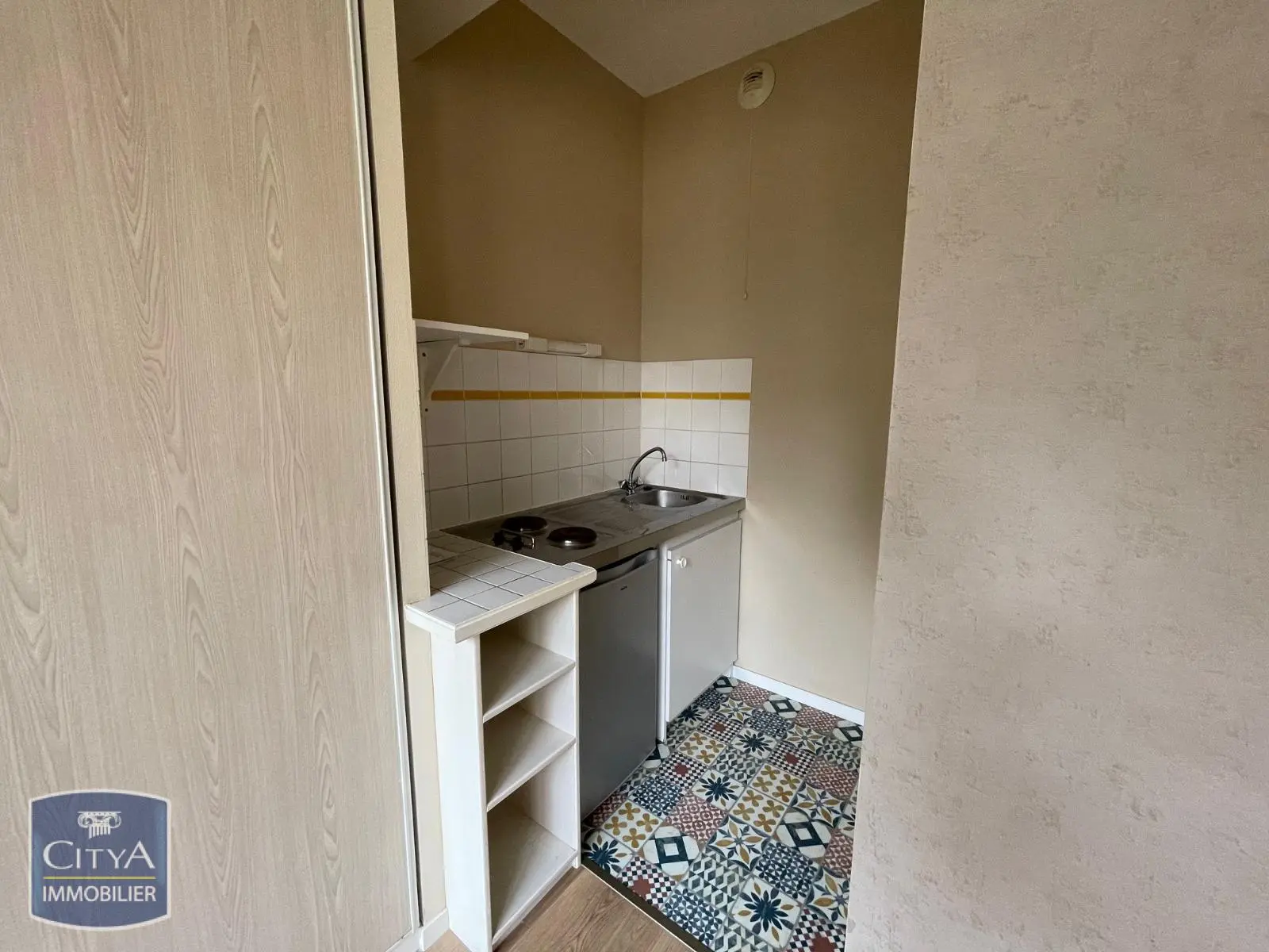 Photo 3 Appartement 1 pièce 15.82m²