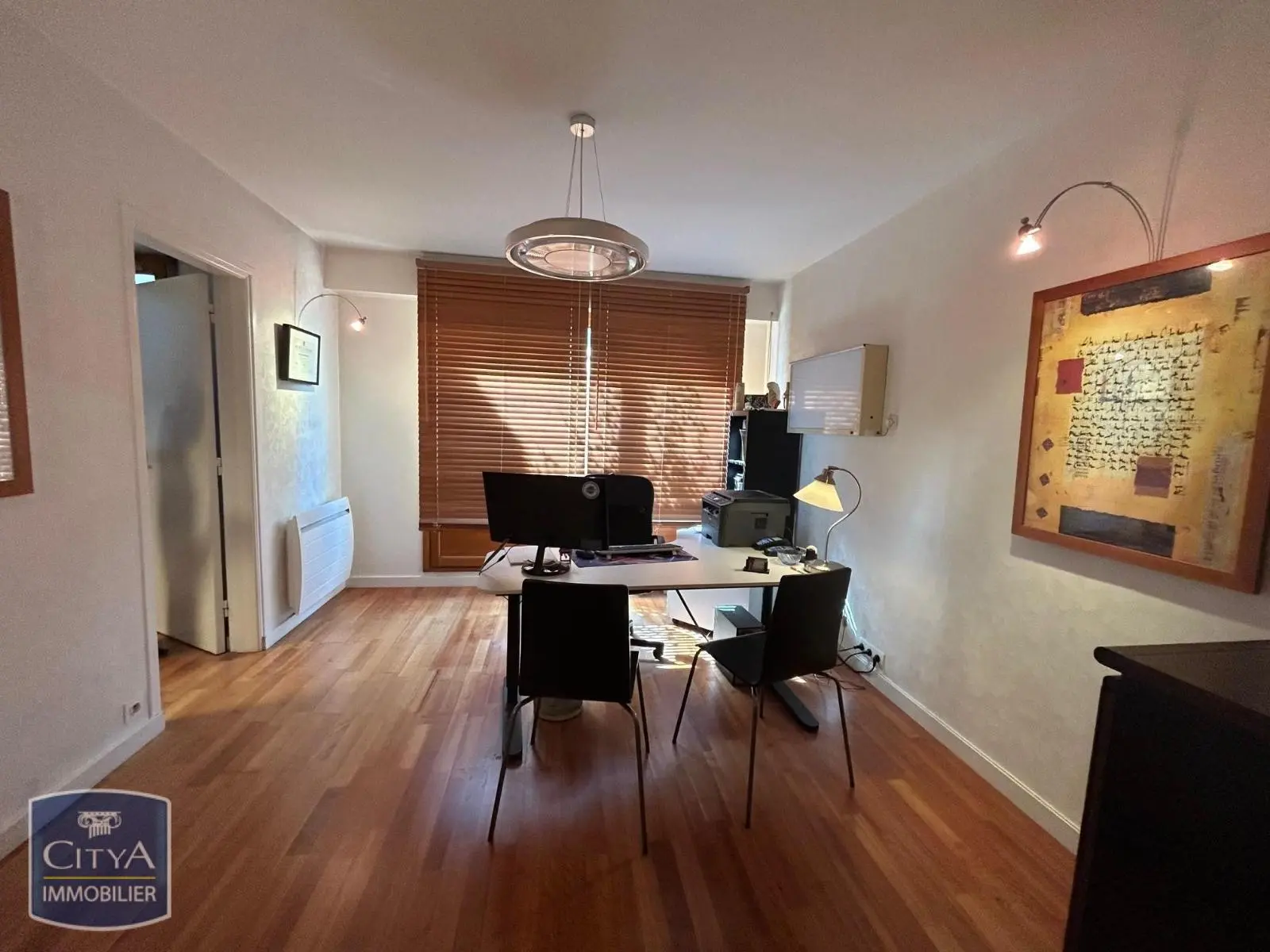 Photo 1 Local Professionnel 4 pièces