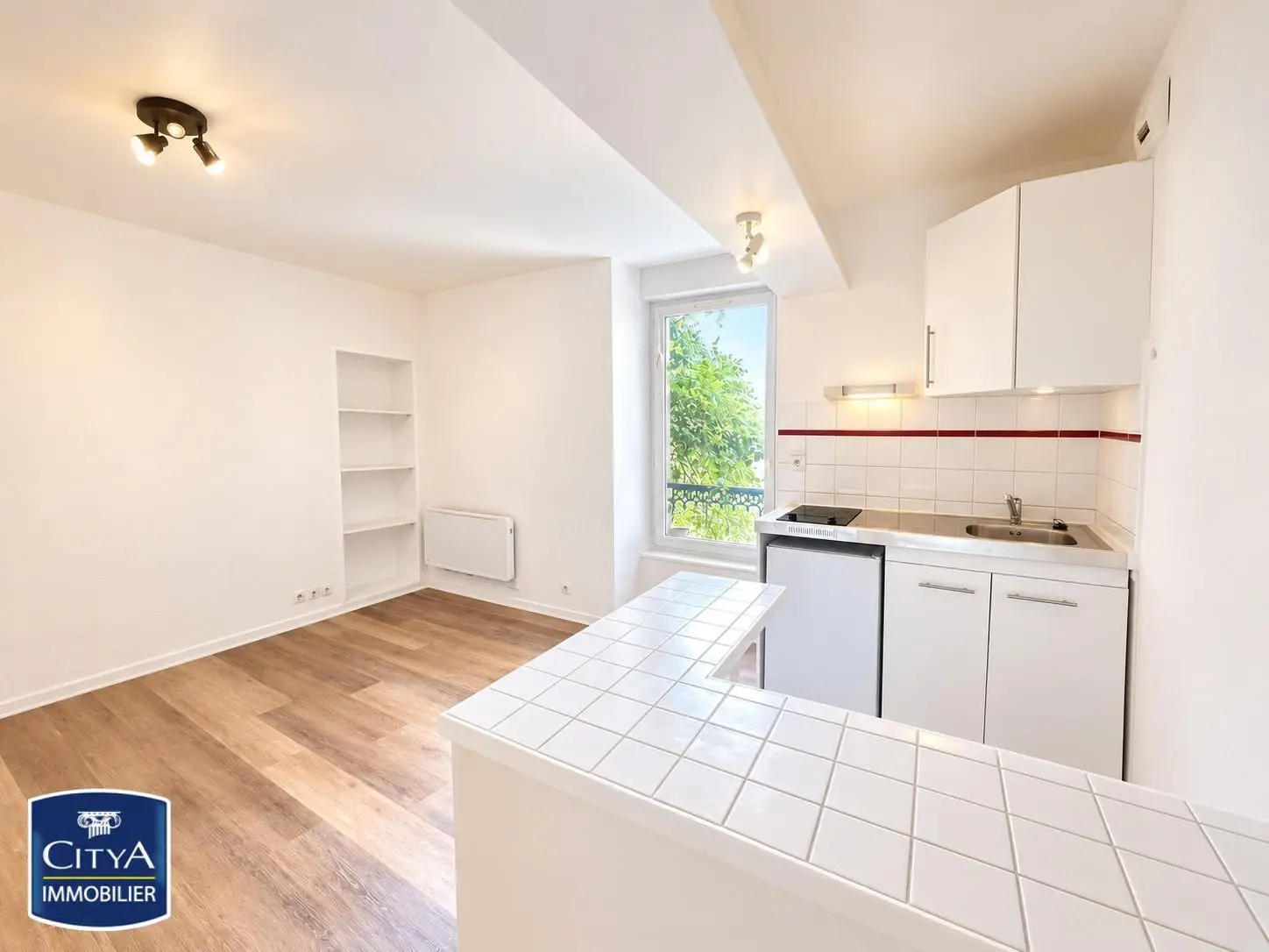 Photo 1 Appartement 1 pièce 22.78m²