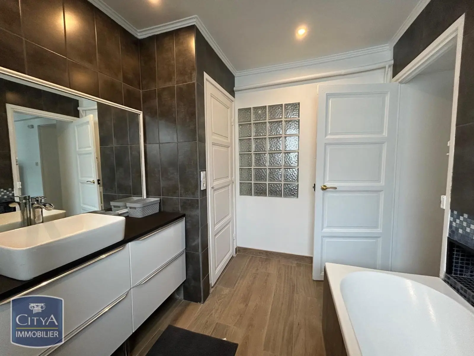 Photo 8 Appartement 3 pièces 81.44m²