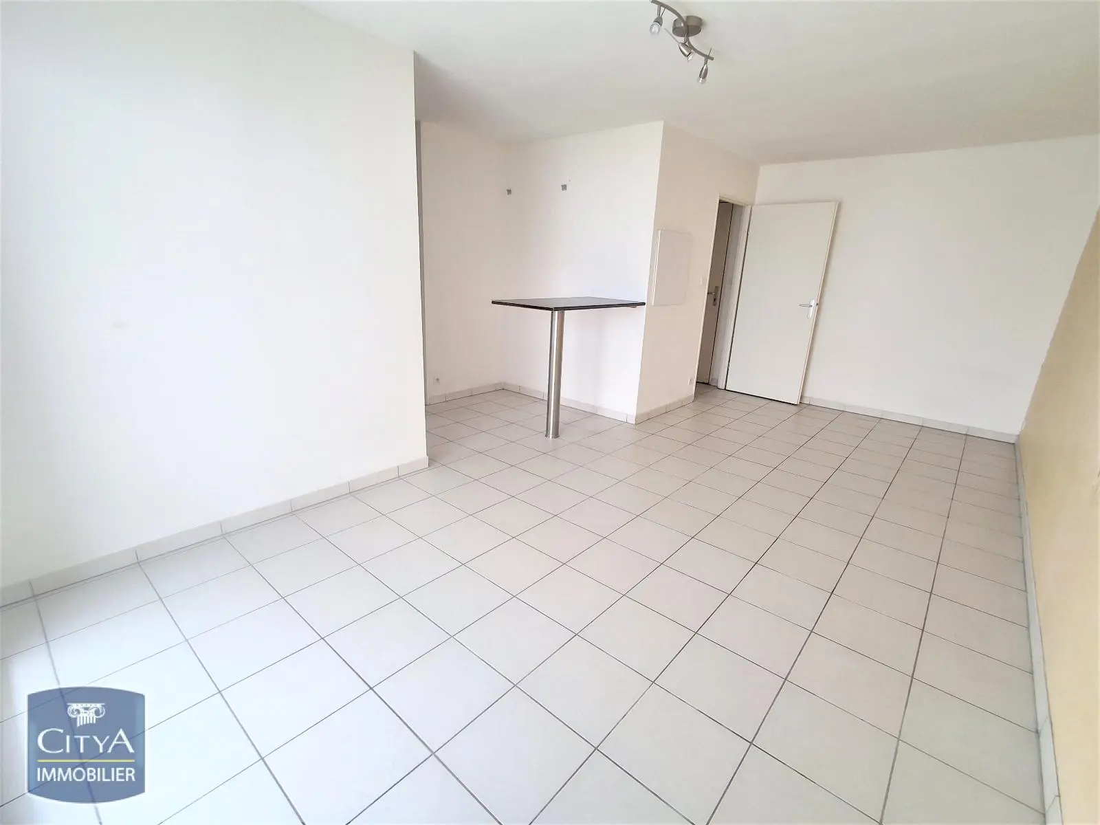 Photo 3 Appartement 1 pièce 38.68m²