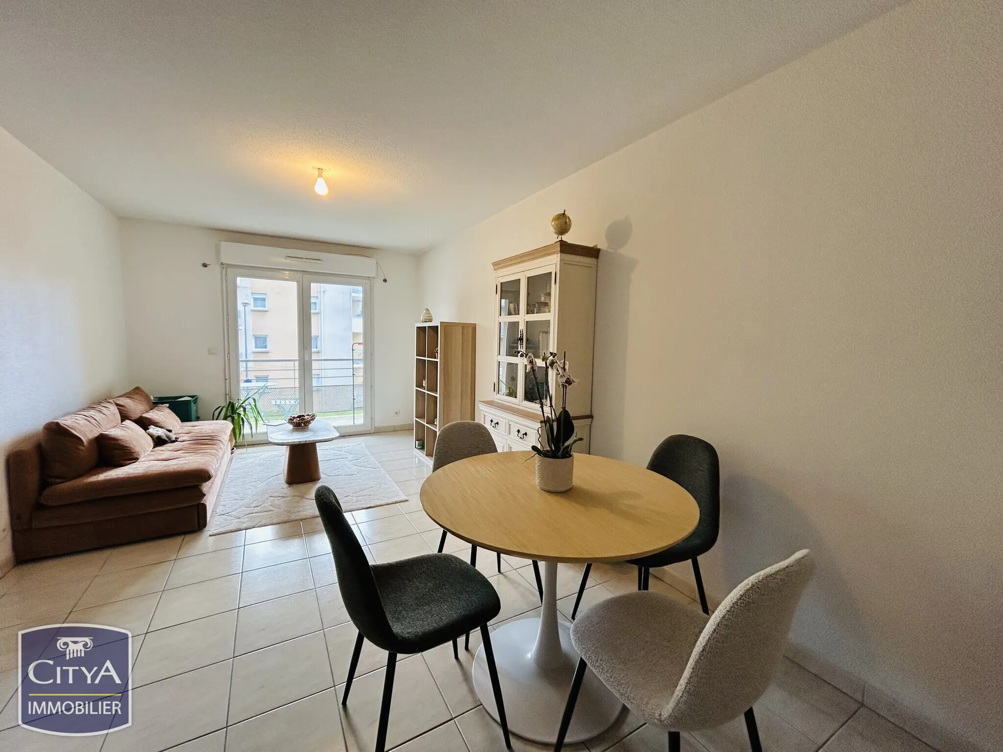 Photo 1 Appartement 2 pièces 37m²