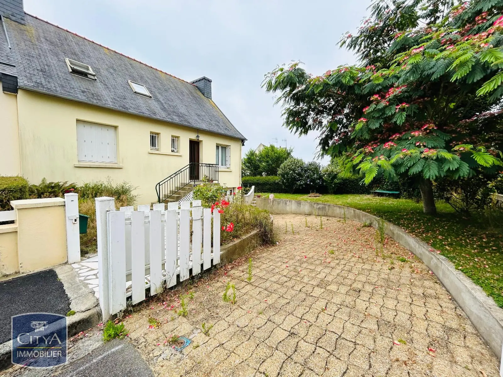 Photo 1 Maison 6 pièces 110m²
