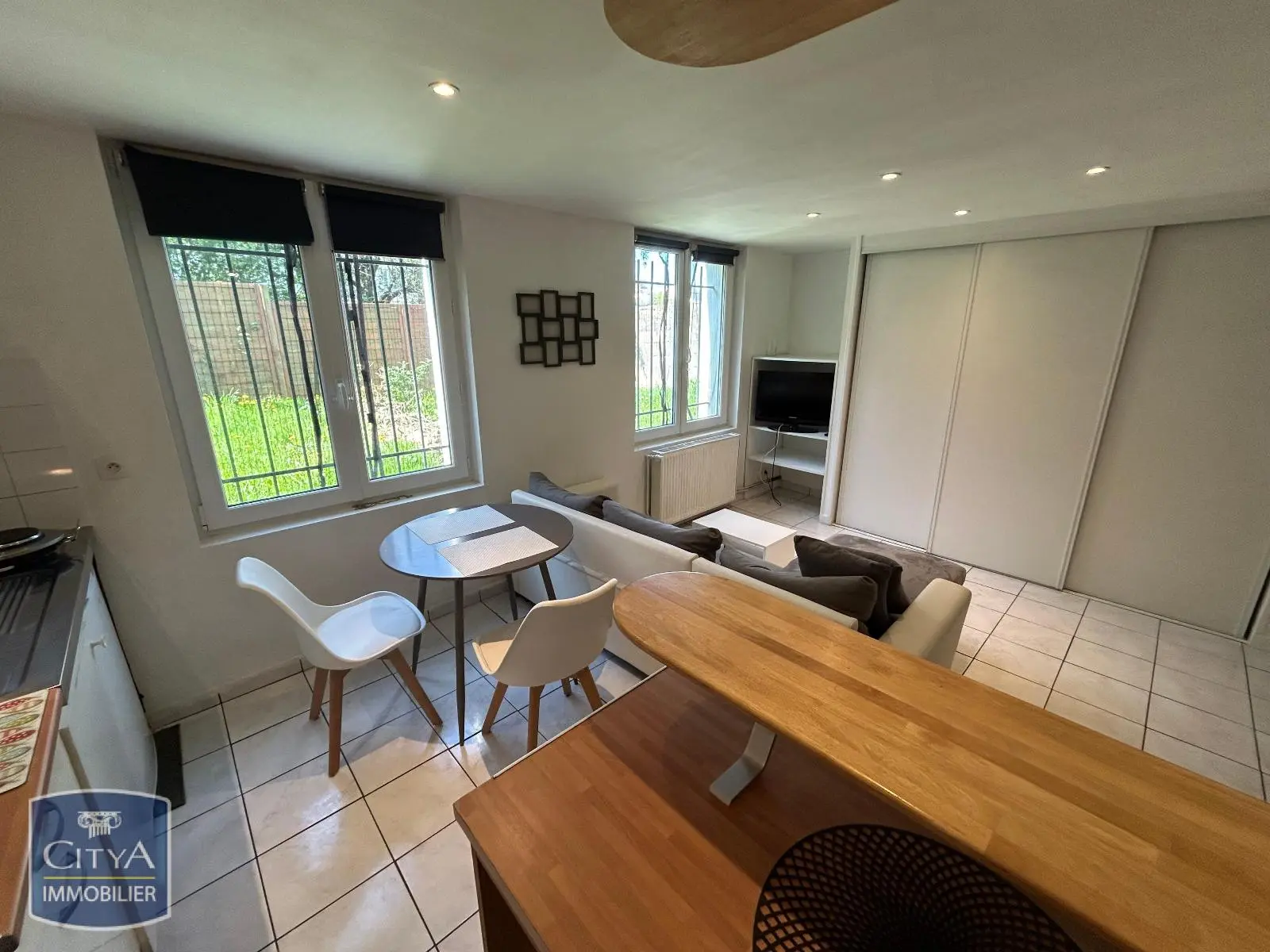 Photo 3 Immeuble 175m²
