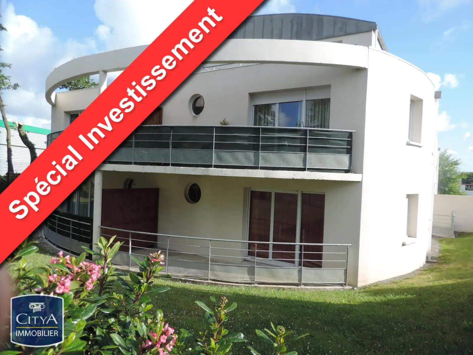 Photo 1 Appartement 1 pièce 37.69m²