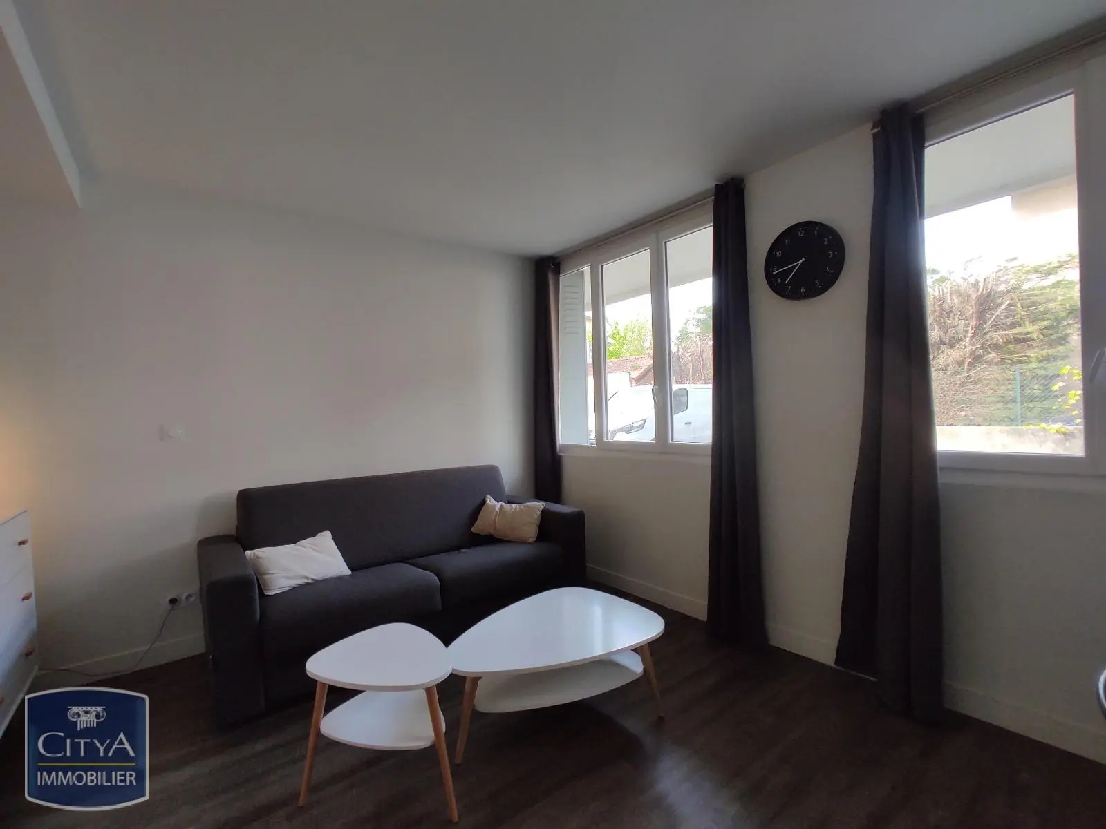 Photo 2 Appartement 1 pièce 33.11m²