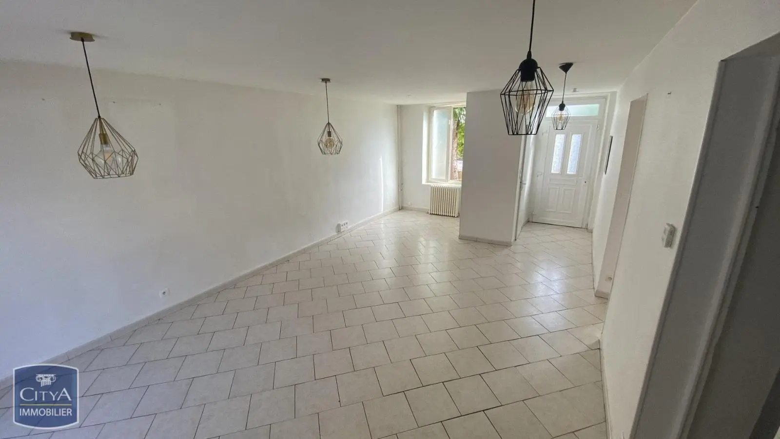 Photo 2 Appartement 6 pièces 124.59m²