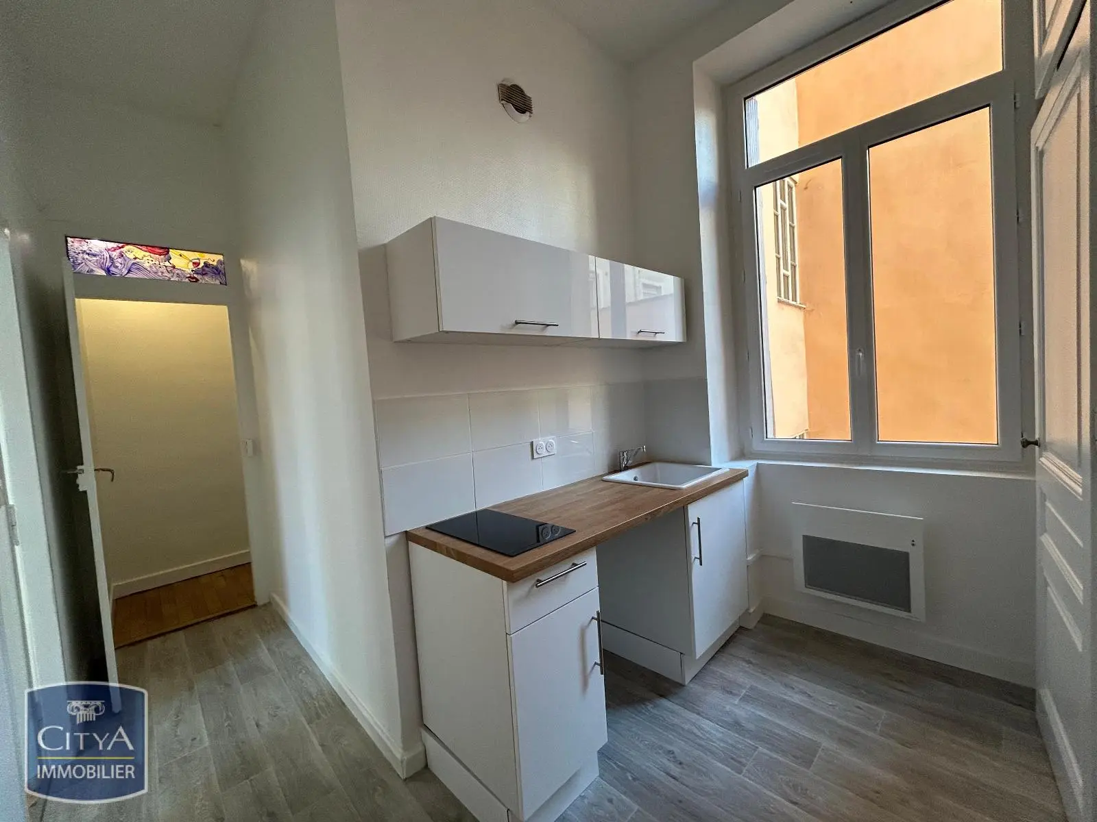 Photo 4 Appartement 1 pièce 31.24m²