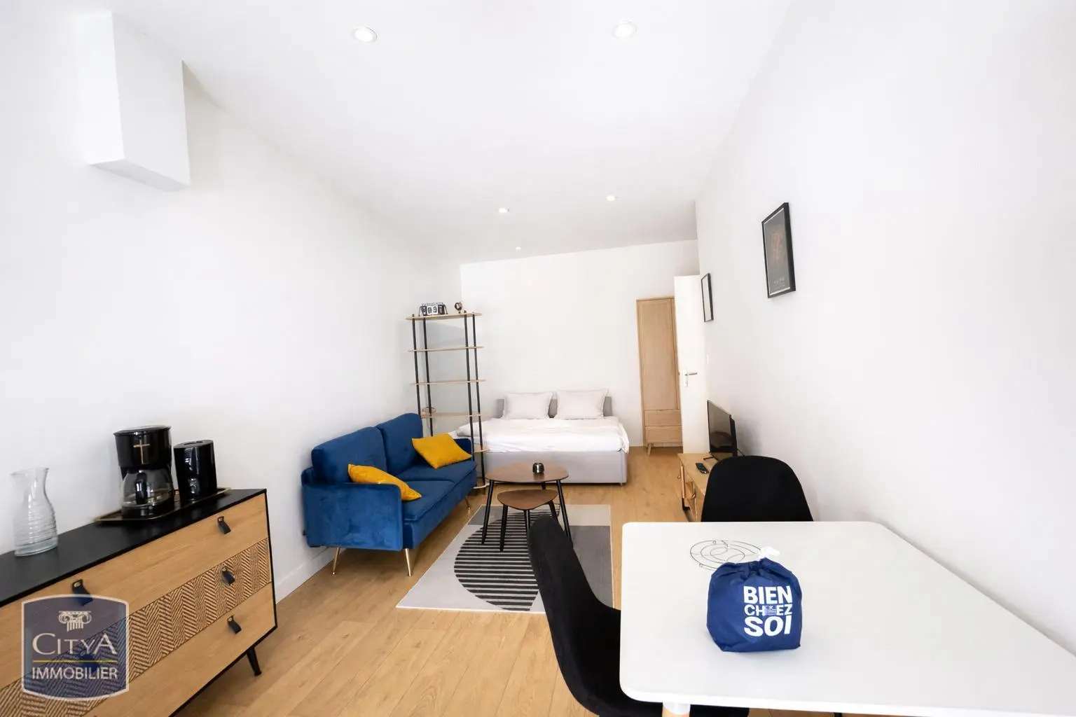 Photo 1 Appartement 1 pièce 25.1m²