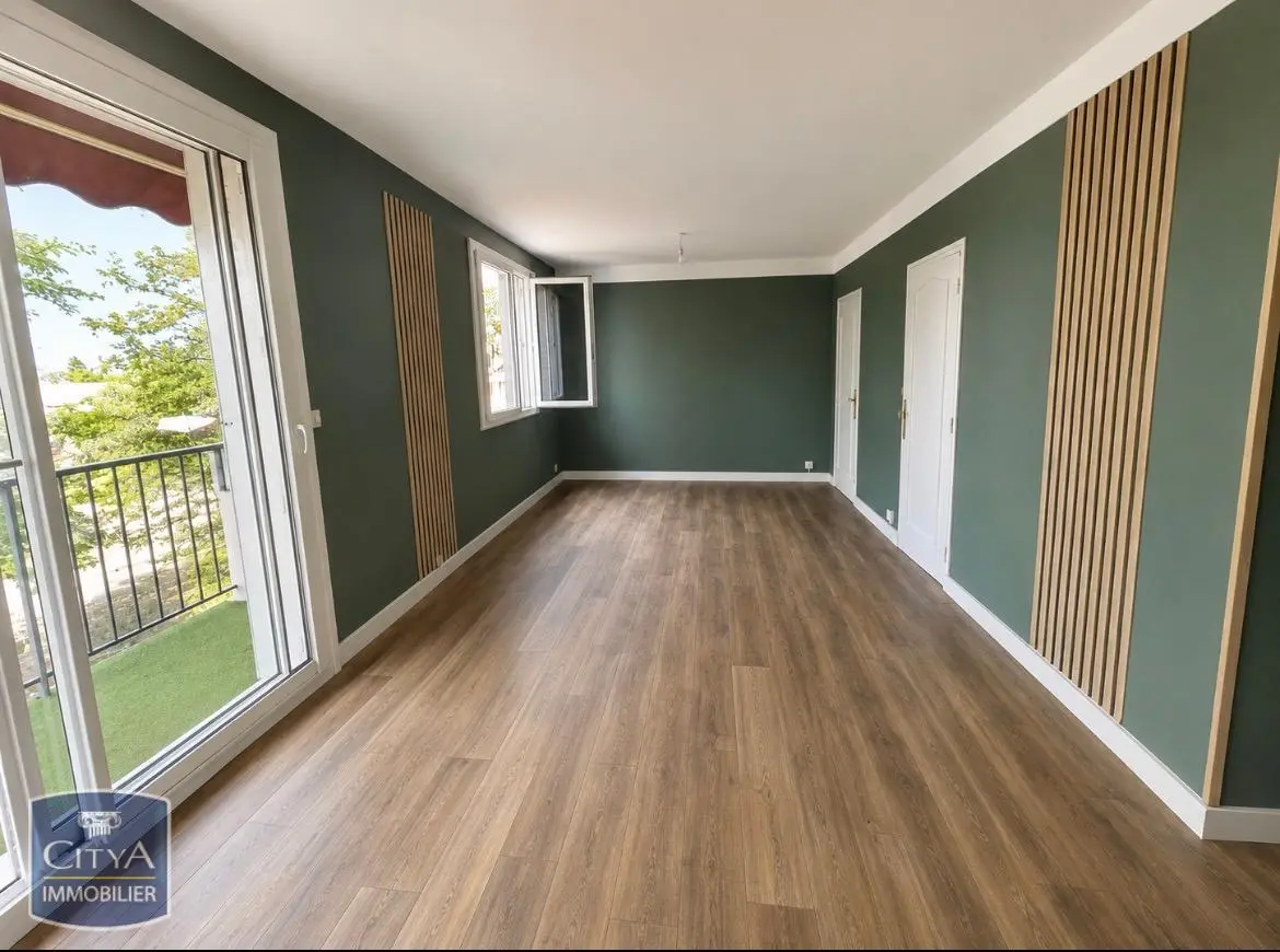 Photo 2 Appartement 4 pièces 65.7m²