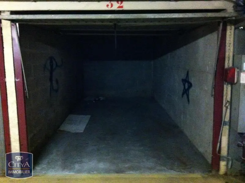 Photo 2 Parking 14m²