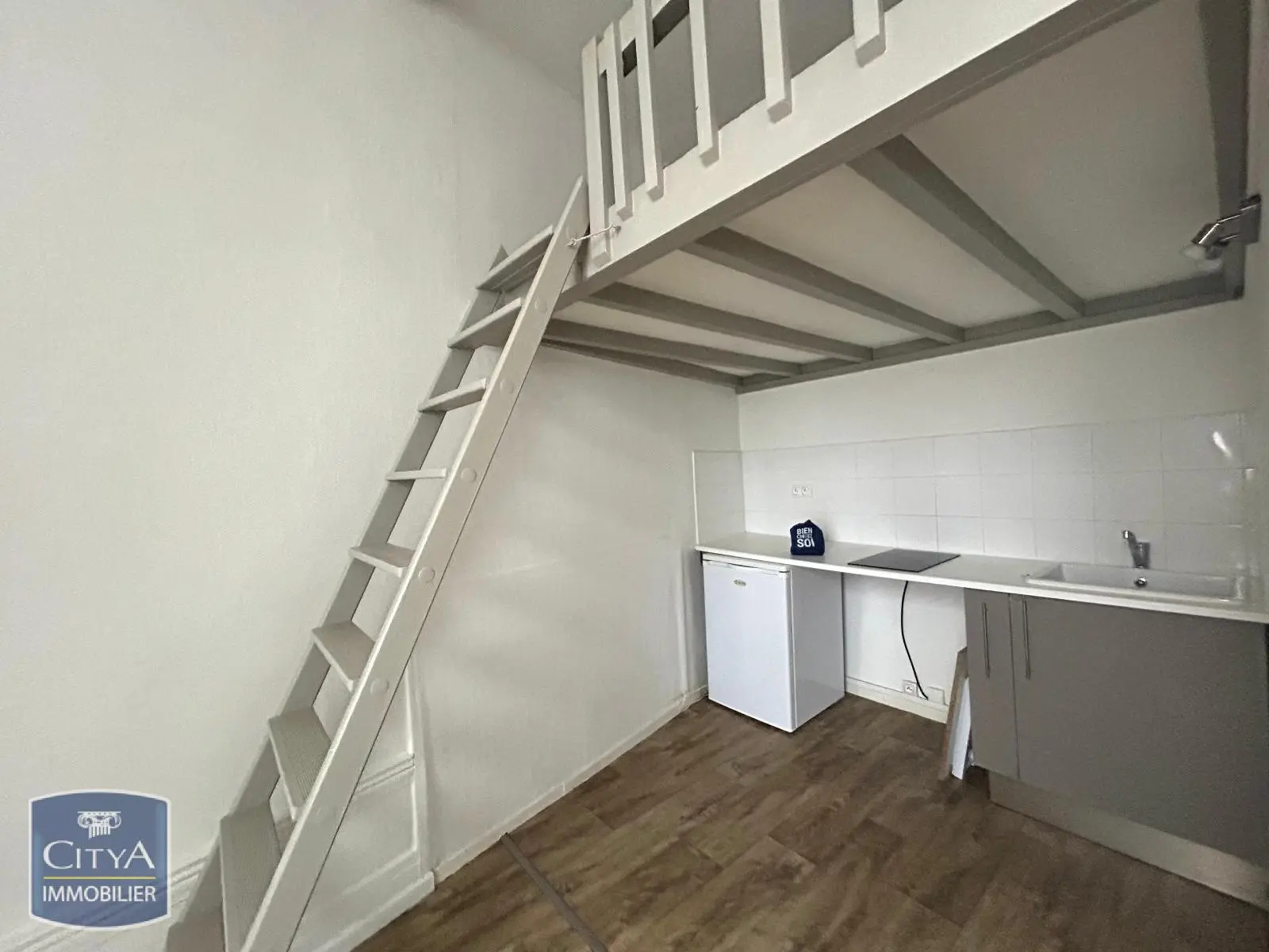 Photo 3 Appartement 1 pièce 19.62m²