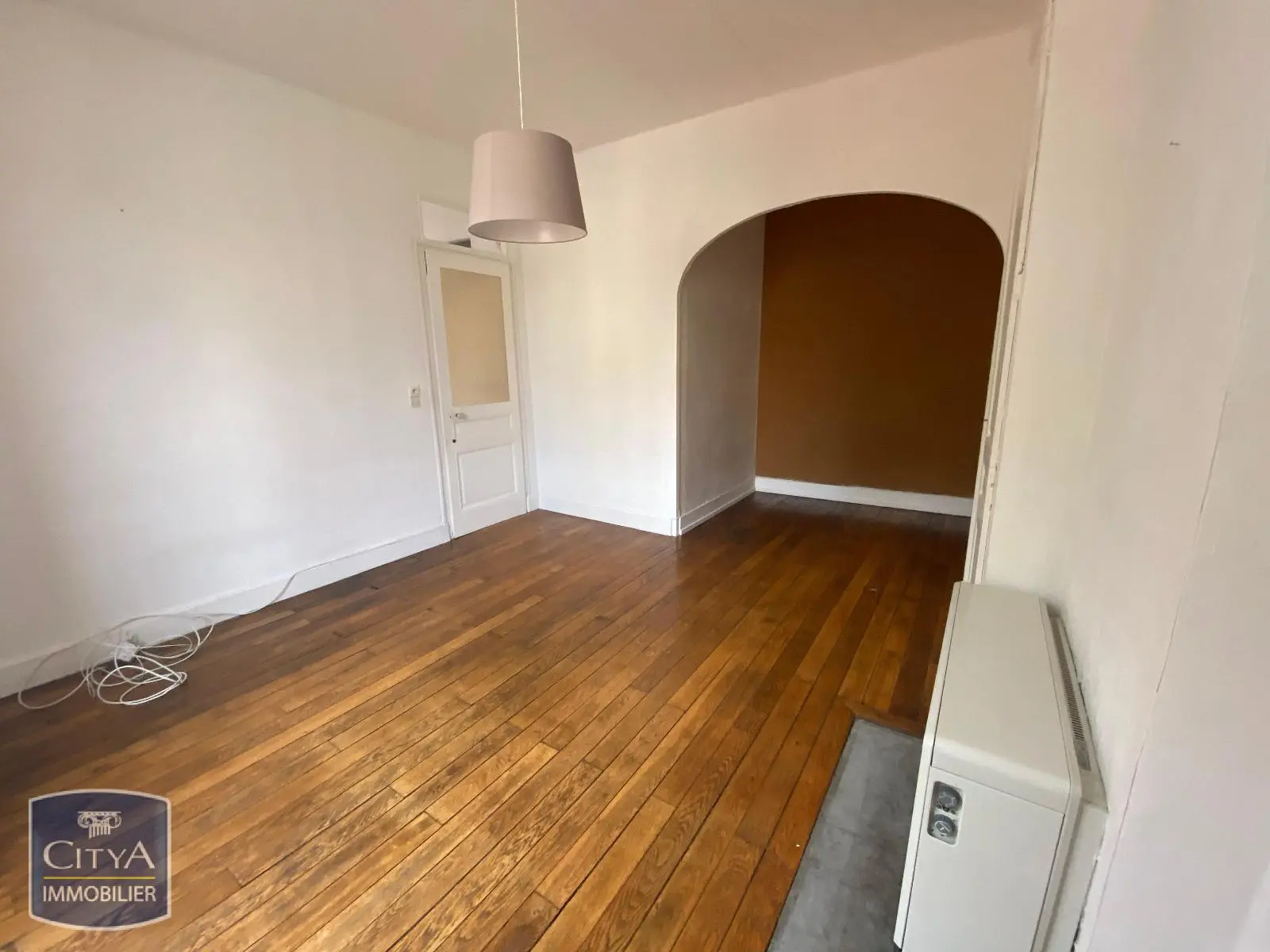 Photo 1 Appartement 1 pièce 31.75m²