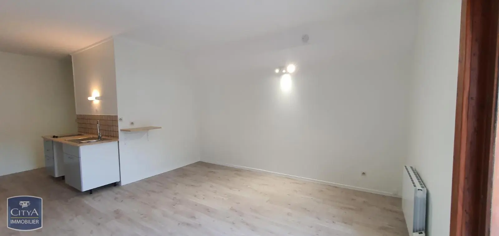 Photo 2 Appartement 1 pièce 33.12m²