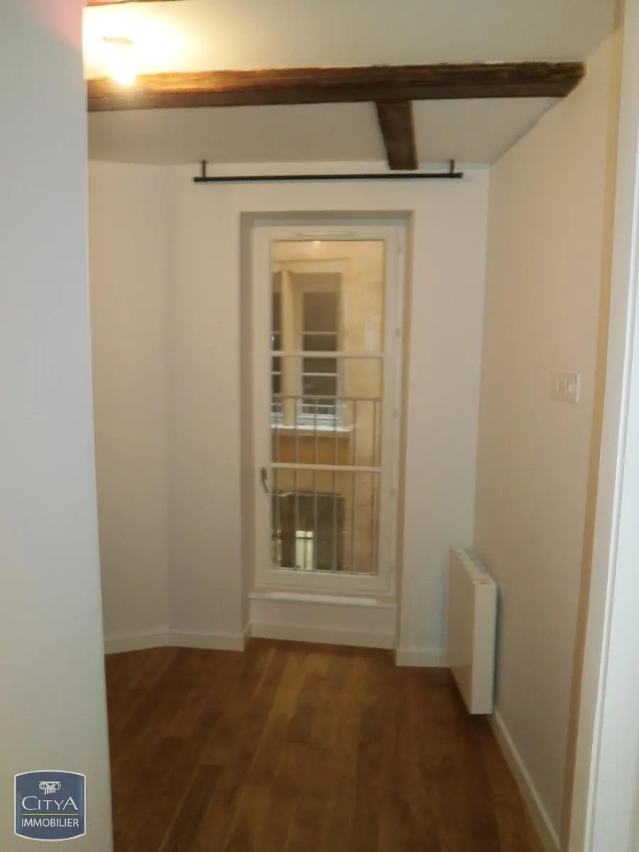 Photo 1 Appartement 2 pièces 31.7m²
