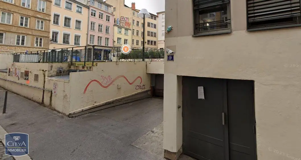 Photo 1 Parking 12m²