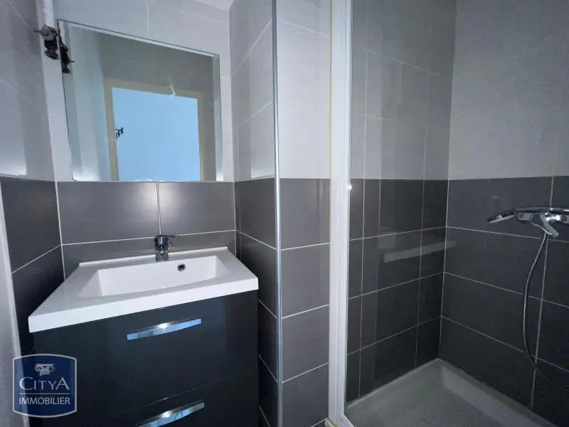 Photo 4 Appartement 1 pièce 24.82m²
