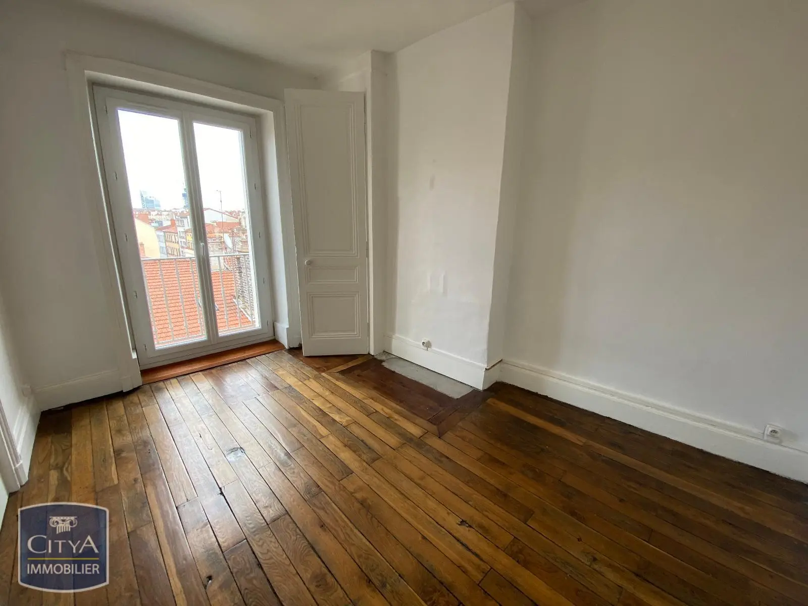 Photo 1 Appartement 4 pièces 74.86m²