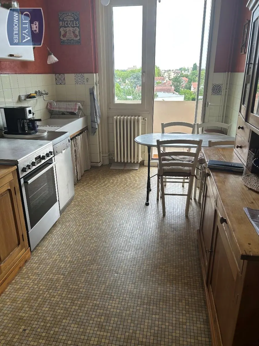 Photo 3 Appartement 4 pièces 100m²