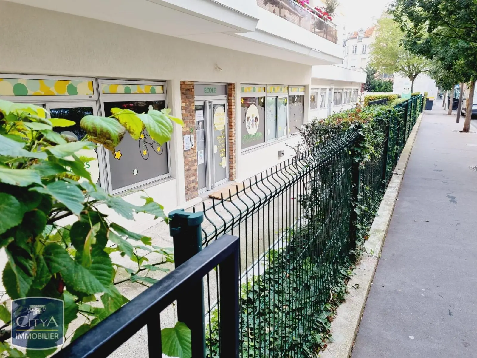 Photo 7 Local Professionnel 15 pièces 400m²