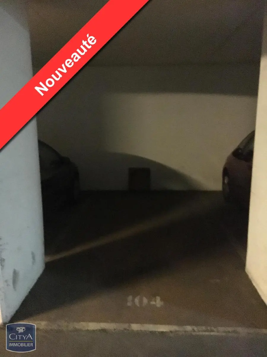 Photo 1 Parking