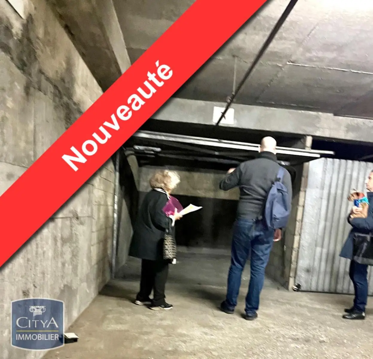 Photo 1 Parking 13m²