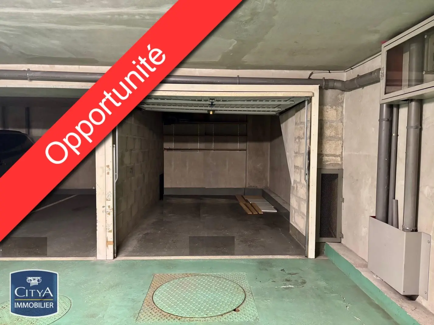 Photo 1 Parking 12.5m²