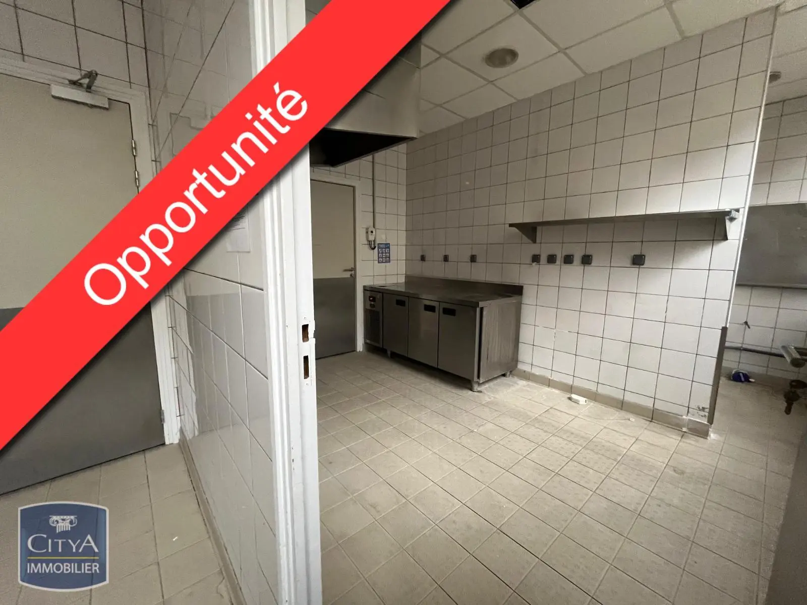 Photo 2 Local Professionnel 6 pièces