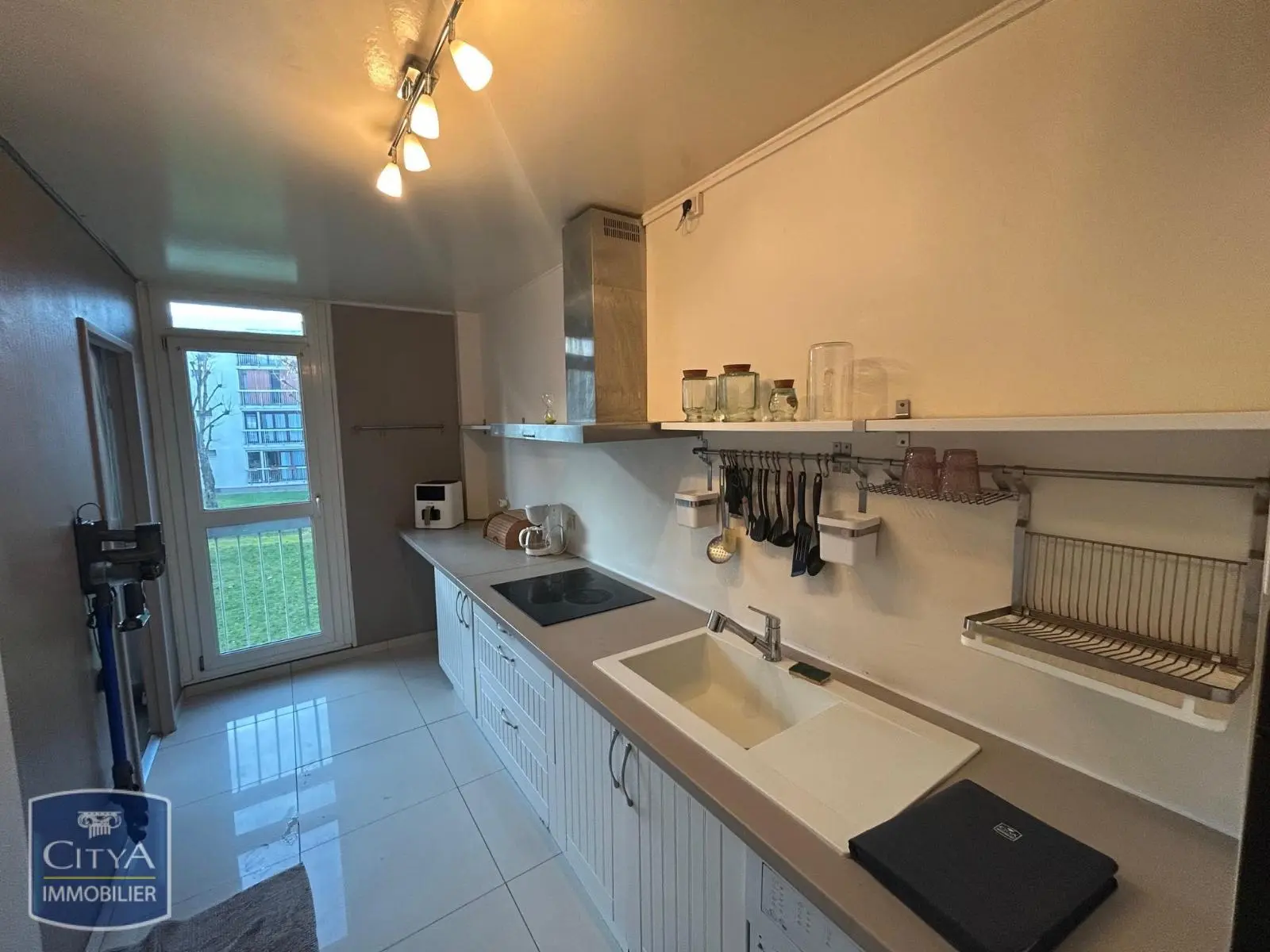 Photo 2 Appartement 4 pièces 77.64m²