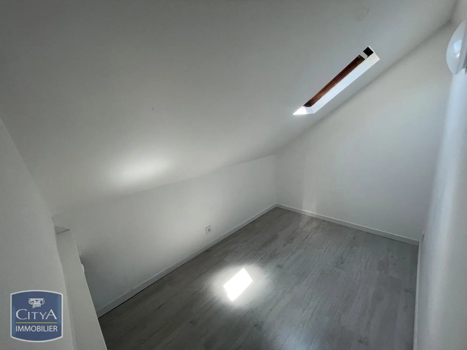 Photo 3 Appartement 1 pièce 14.82m²