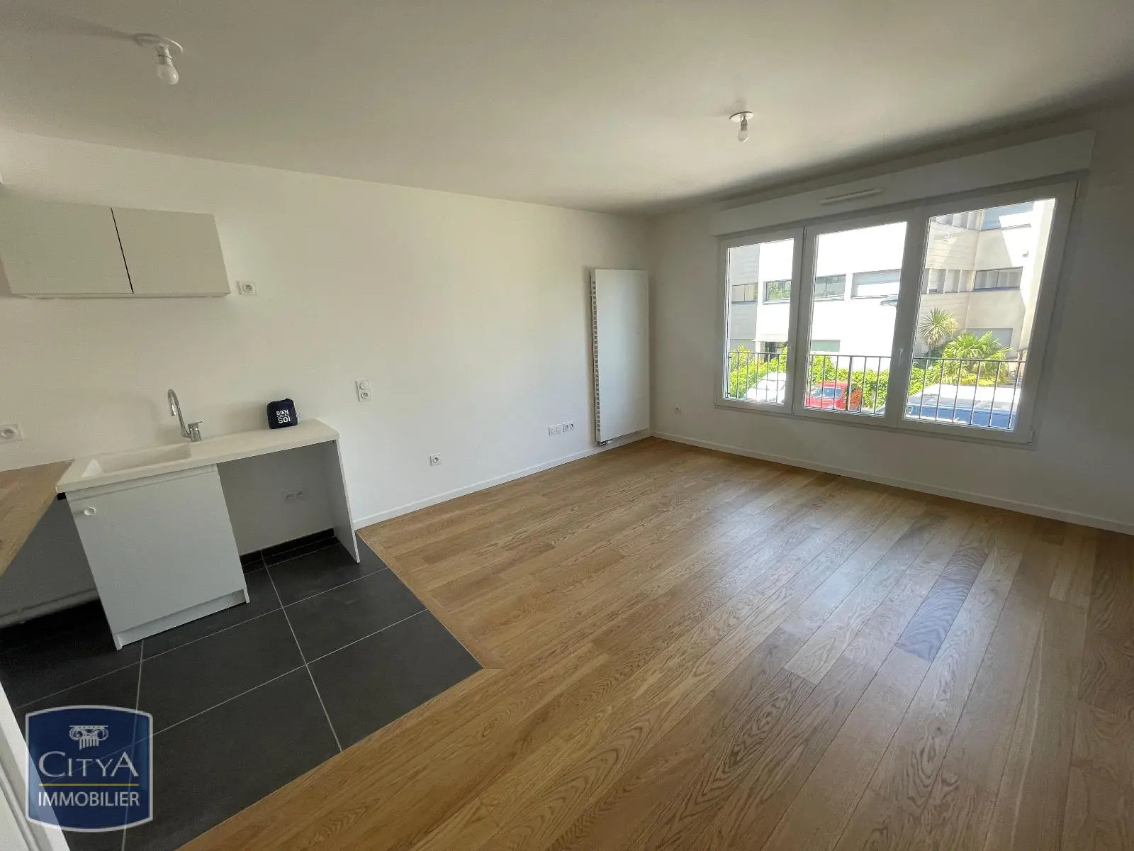 Photo 1 Appartement 1 pièce 29.74m²