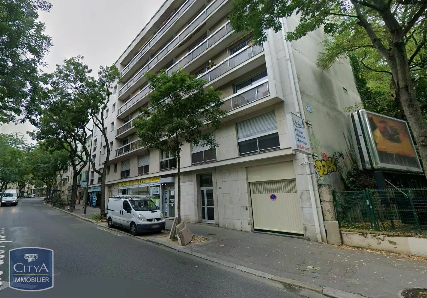 Photo 1 Parking