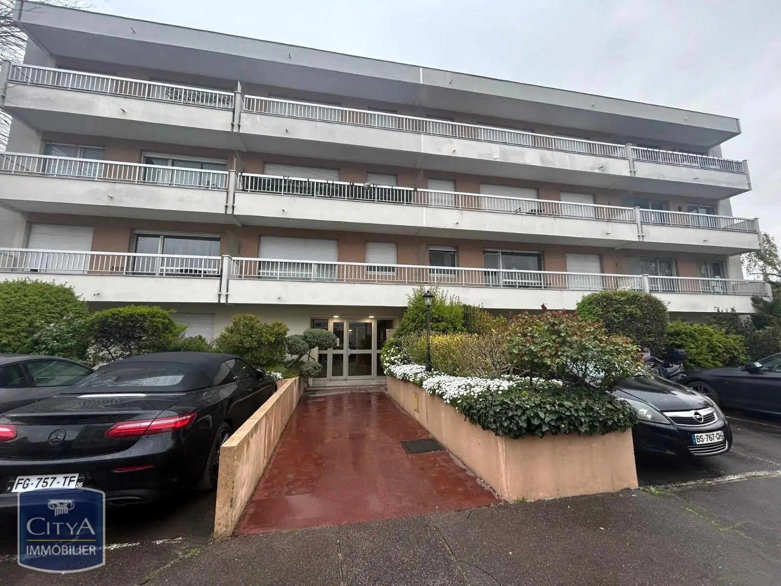 Photo 1 Appartement 1 pièce 17.22m²