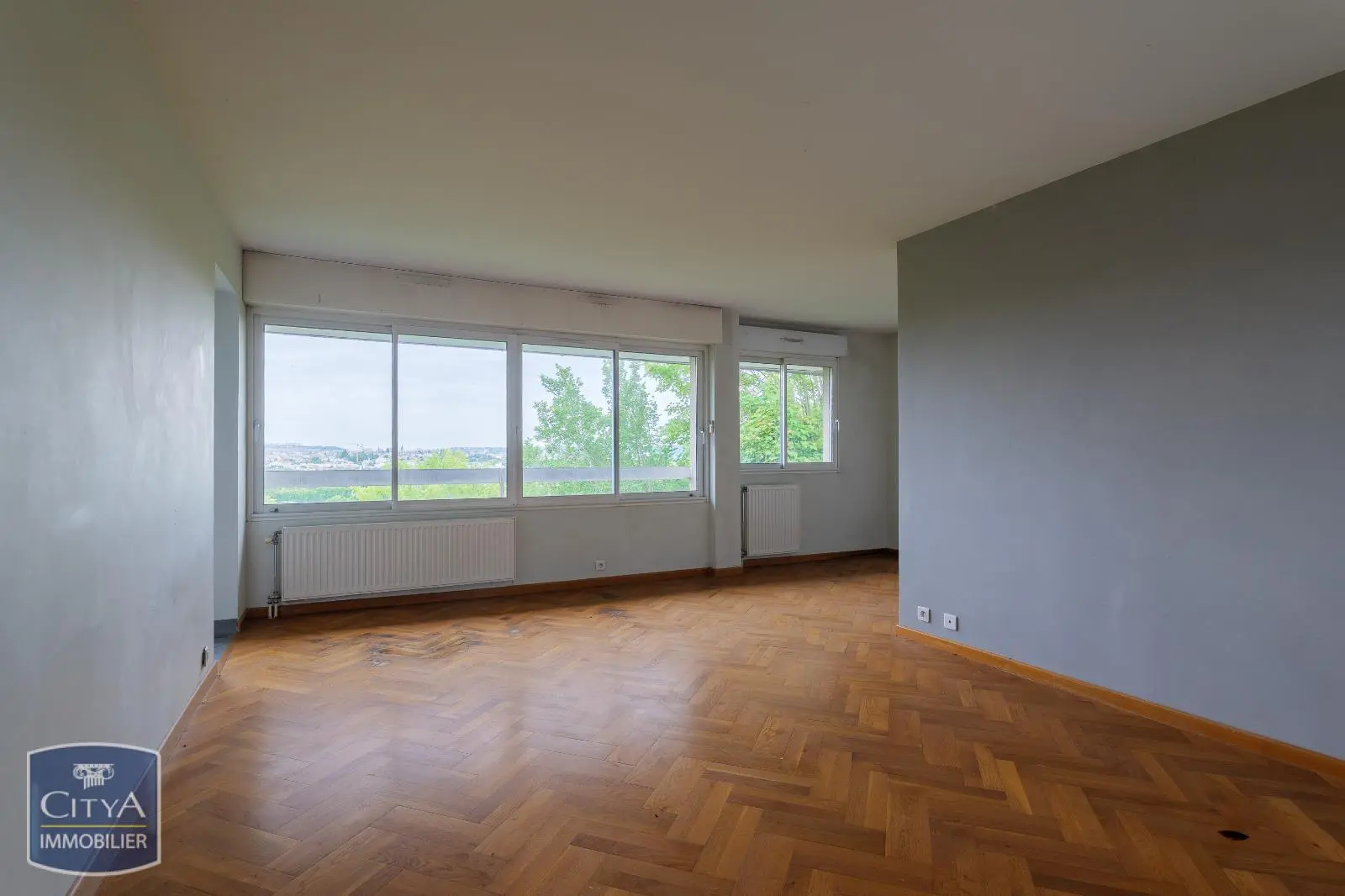 Photo 1 Appartement 5 pièces 116.05m²