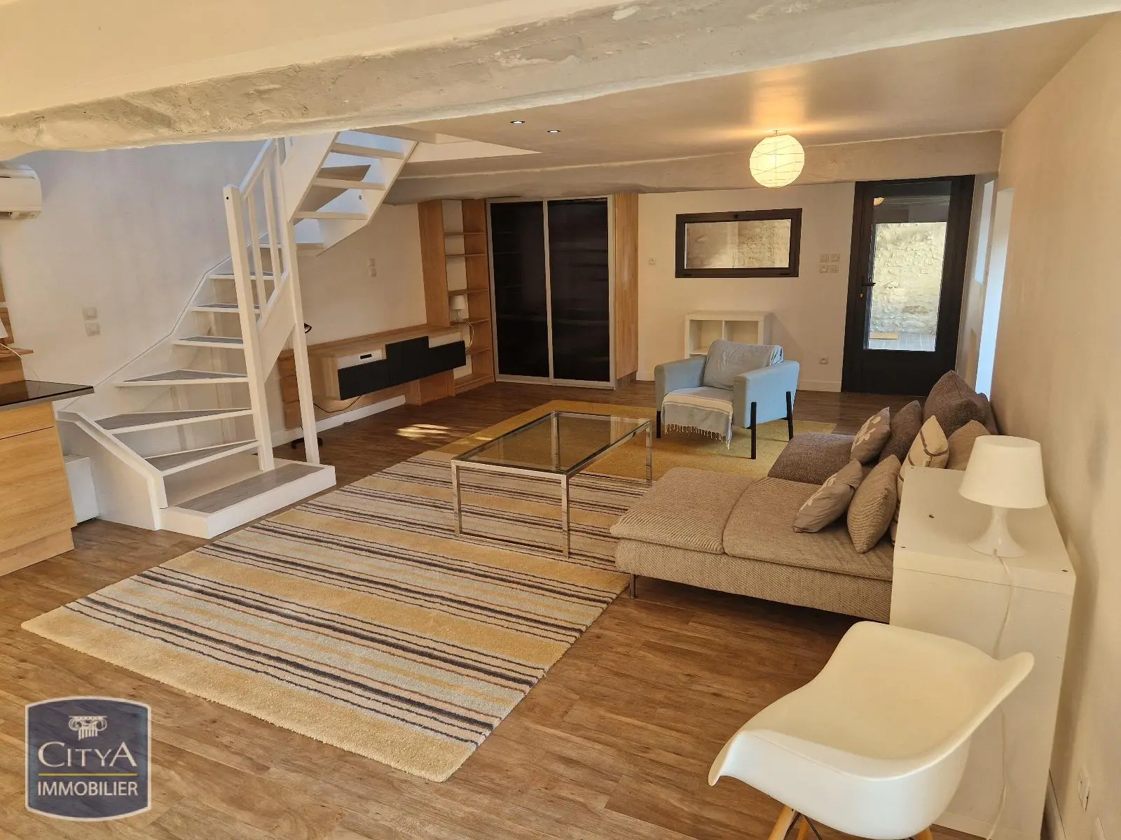 Photo 5 Maison 5 pièces 207m²