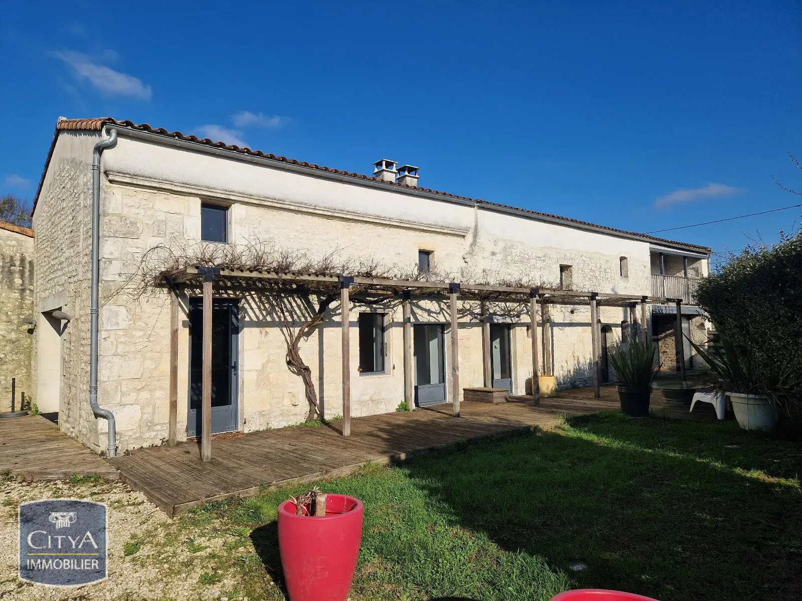 Photo 1 Maison 5 pièces 207m²