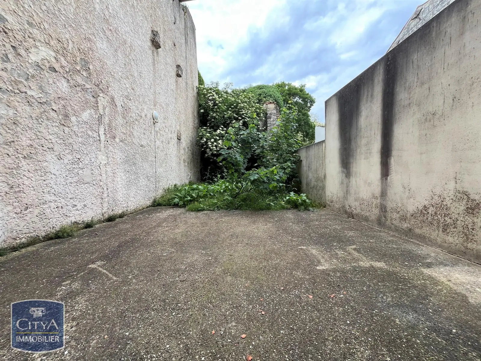 Photo 2 Appartement 1 pièce 23.76m²