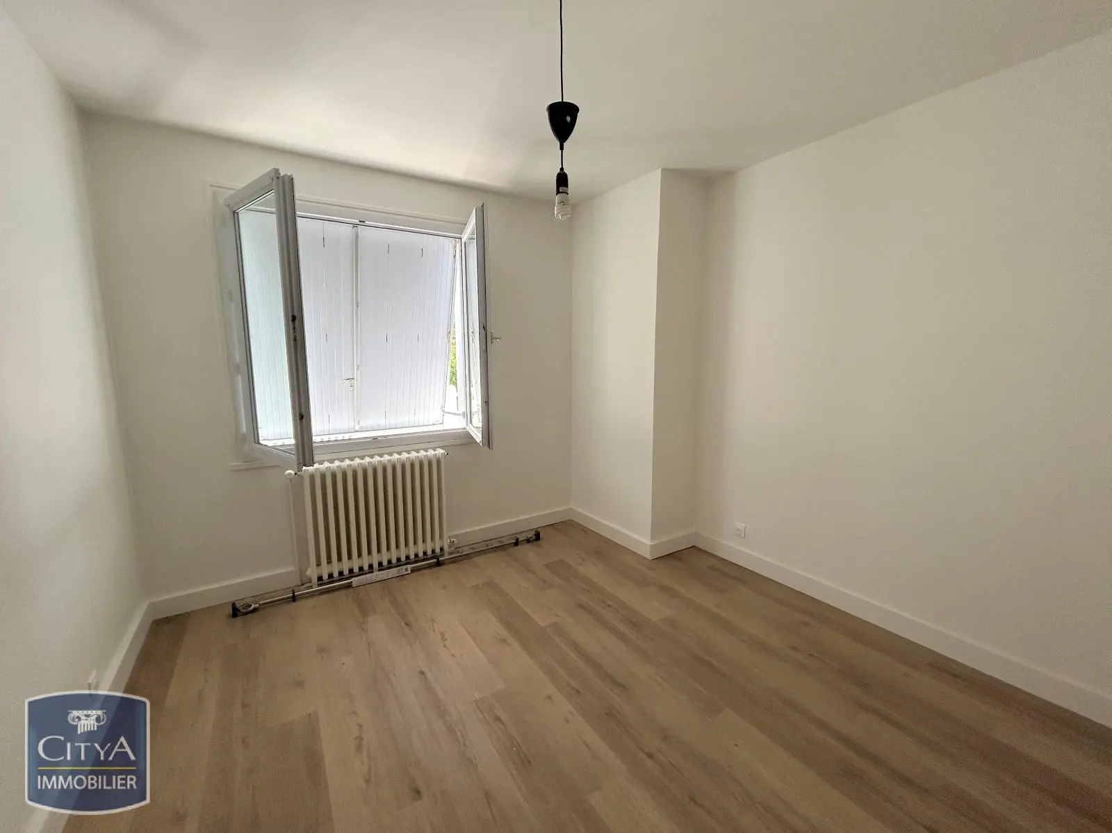 Photo 3 Maison 4 pièces 161.1m²