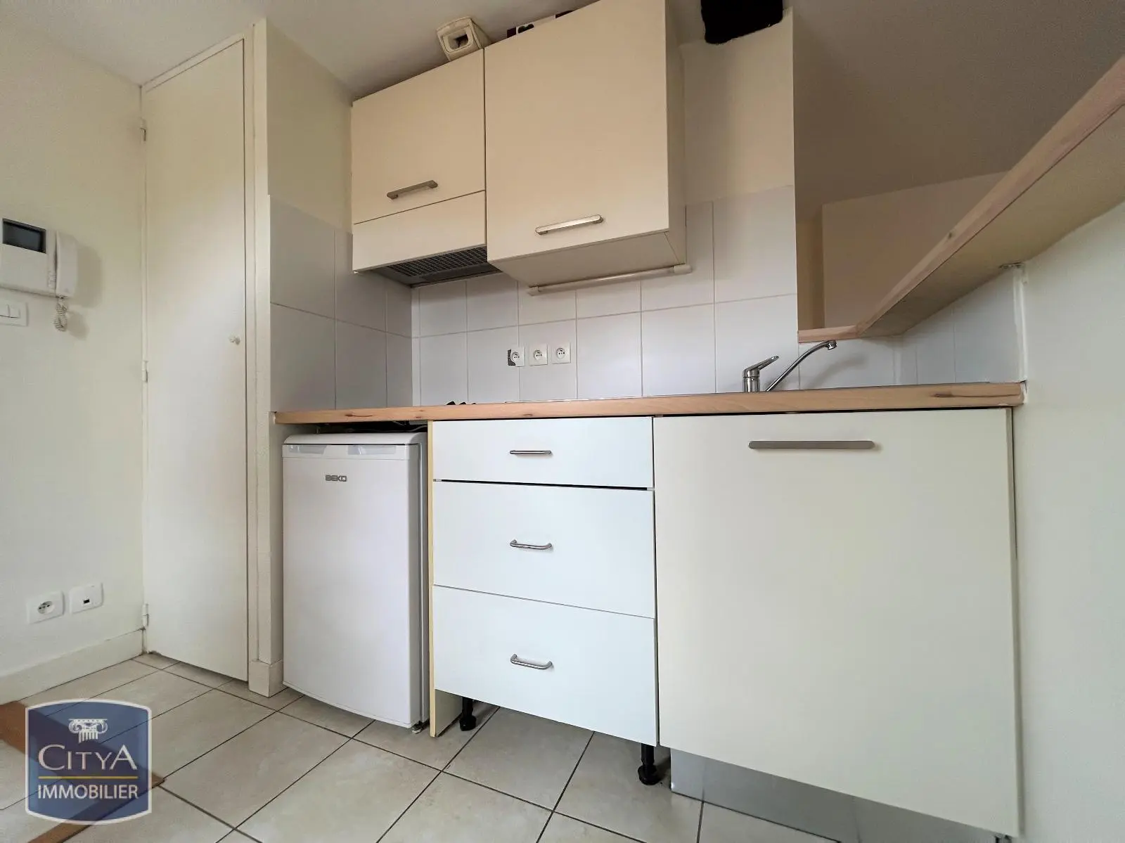 Photo 3 Appartement 1 pièce 32.88m²