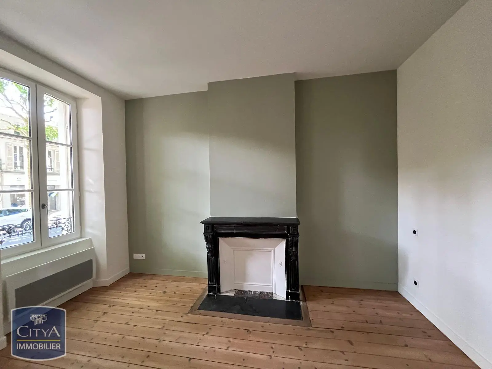 Photo 2 Appartement 1 pièce 24.7m²